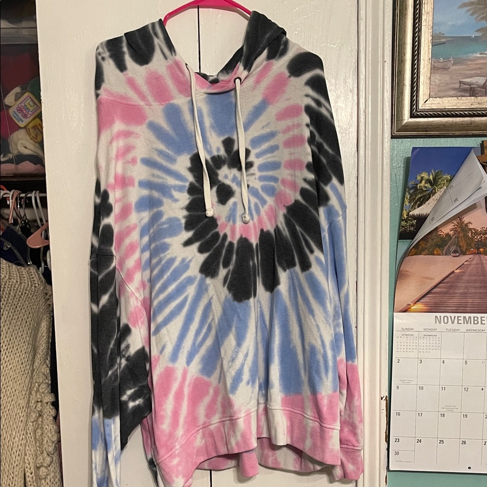 Vibrant Tie-Dye Hoodie Sweatshirt